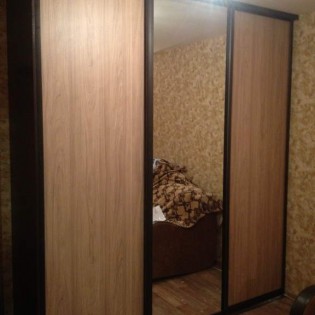 Двери-купе (зеркало и ДСП) в квартире на ул. Народная д.53/3