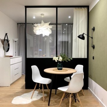 Интерьерная перегородка с прозрачными и декоративными стёклами