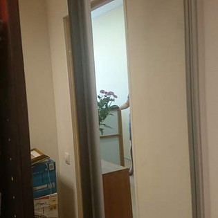 Зеркальные двери-купе в квартире на наб. р. Фонтанки д.108