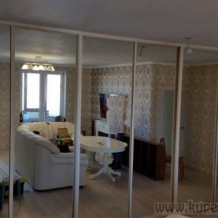 6 зеркальных дверей в проём в квартире на Яхтенной ул. Профиль - KR200 Берёза текстурная