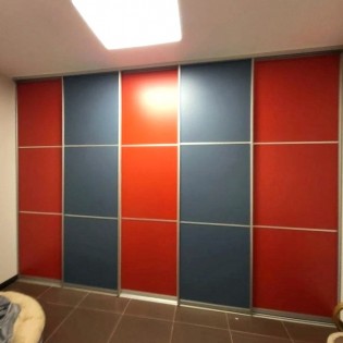 Откатные двери с комбинированным наполнением